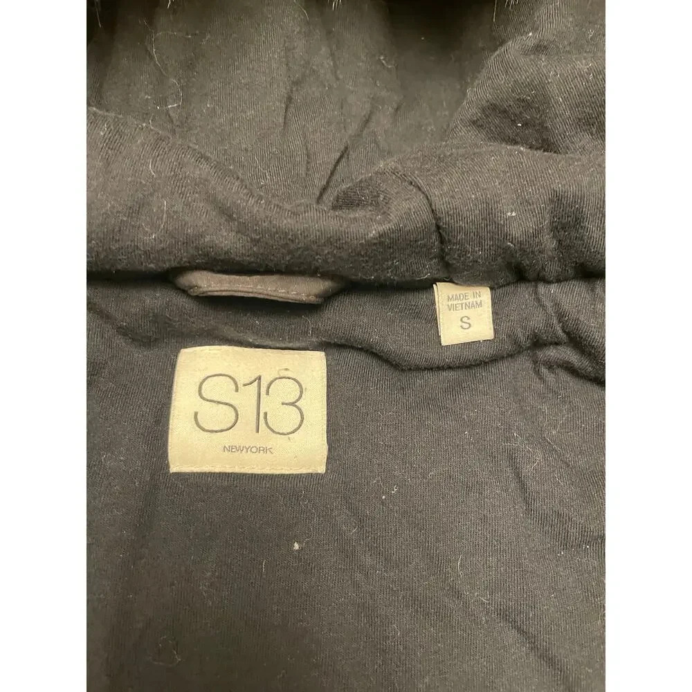 S13 New York Black Womens heavy Coat size small Pockets Hood Puffer